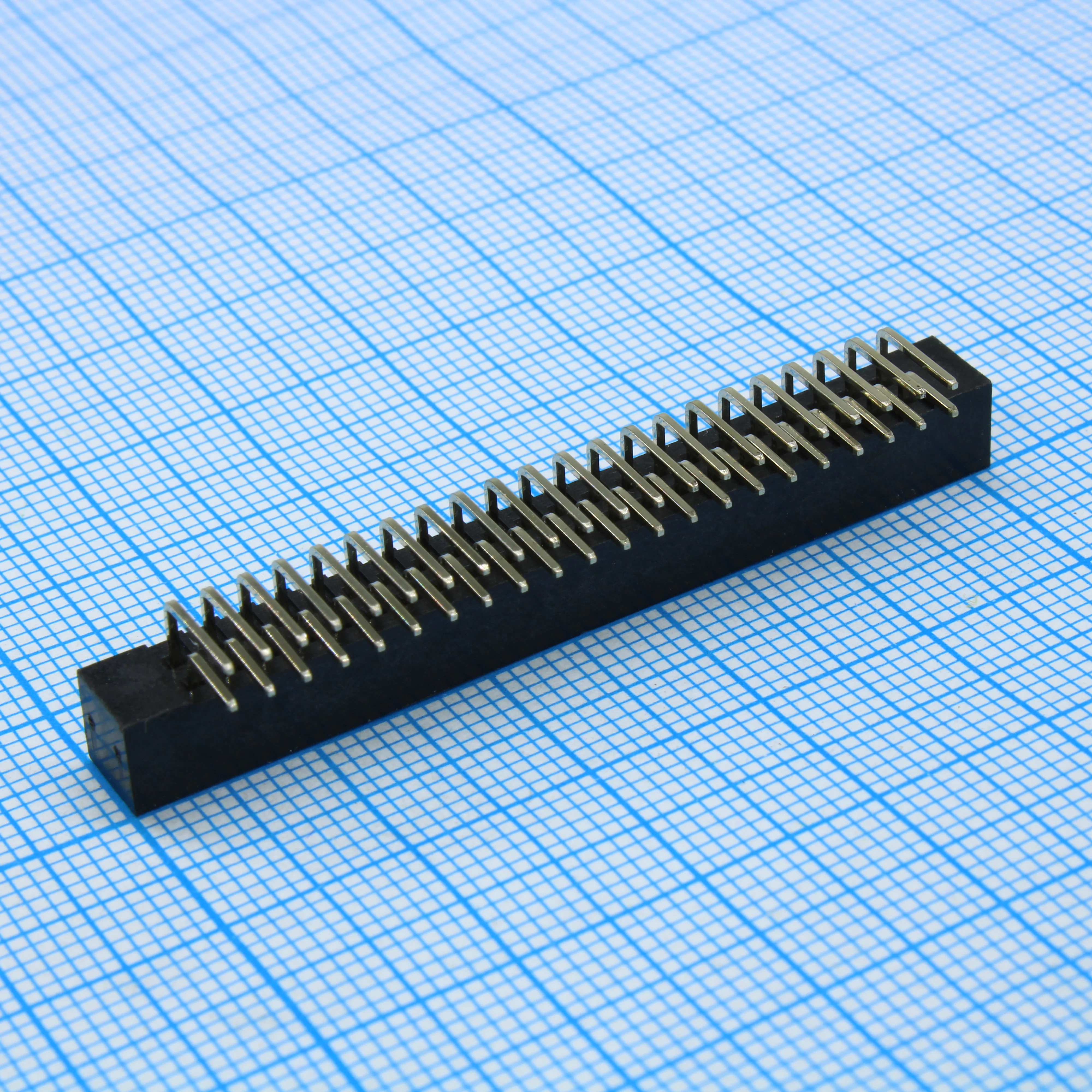DS1014-44RF1B-B - IDC разъем, вилка на плату угловая 44pin(2x22), шаг 2.00мм