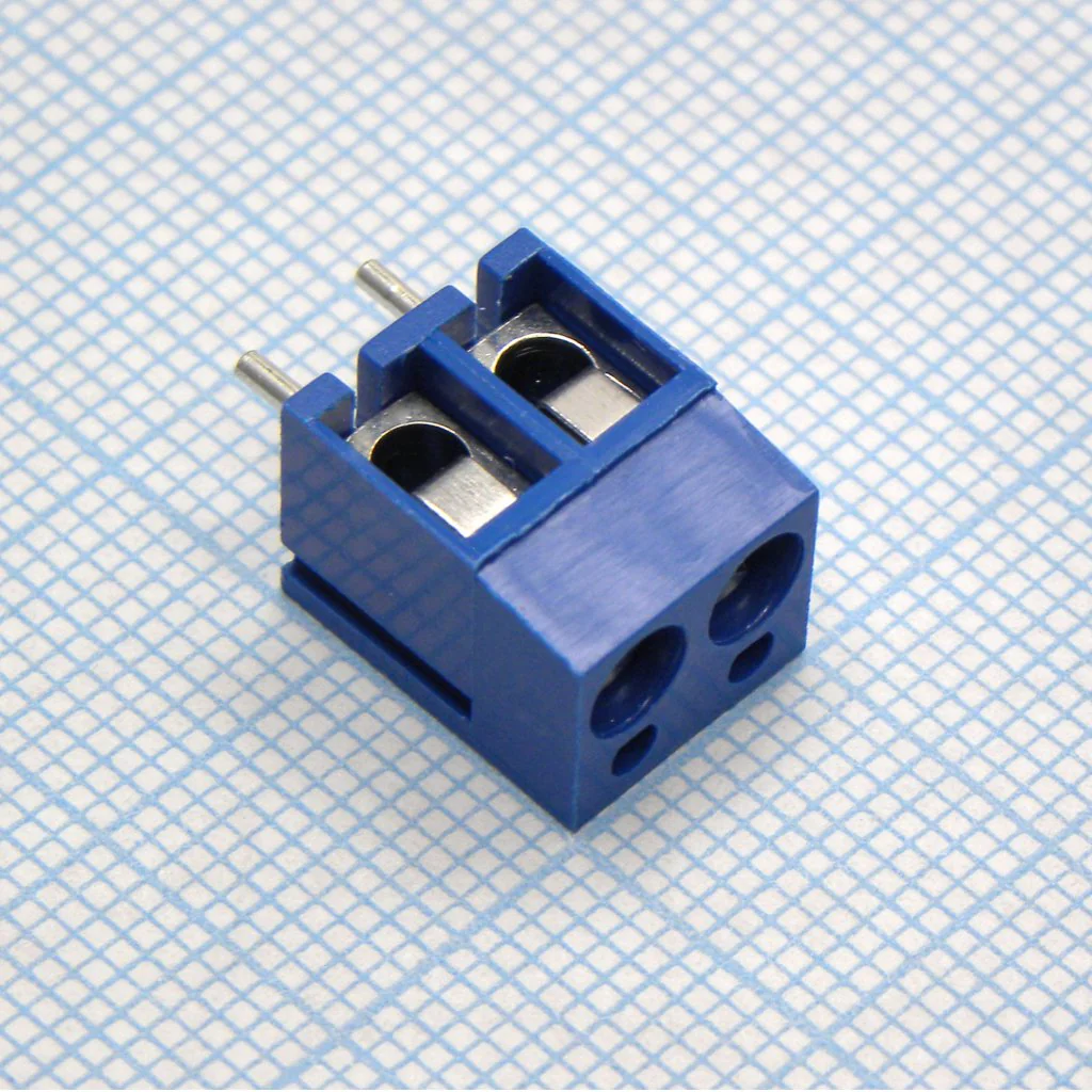 DG300-5.0-02P-12-00A(H) - Винтовой клеммный блок с защитой провода, 2 контакта. Серия DG300-5.0