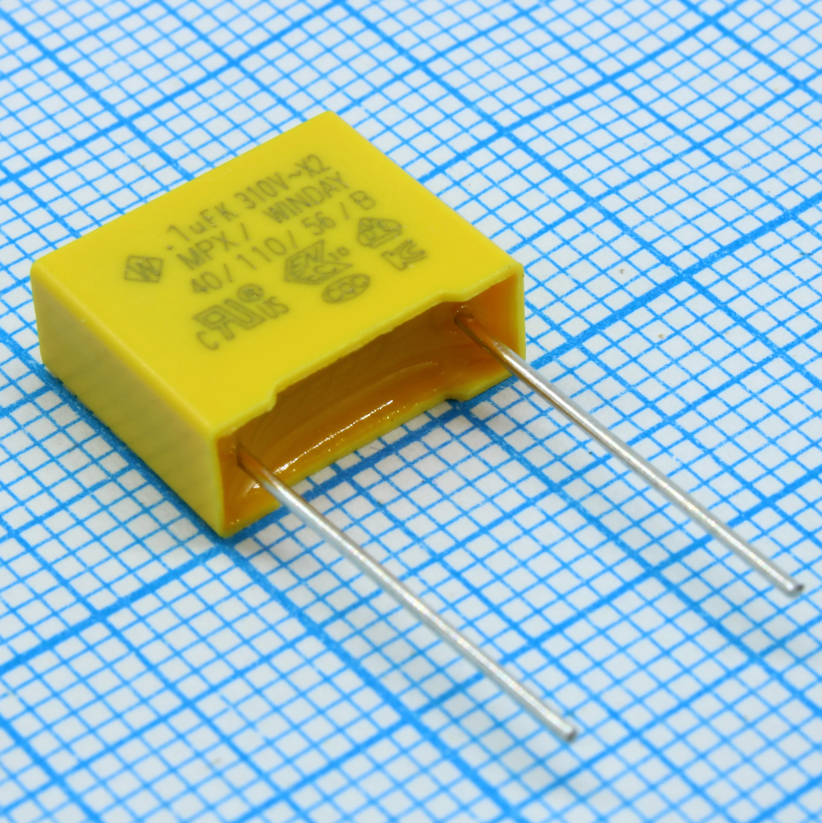 SMXVF104KC2X1AB1015 - Пленочный конденсатор X2, 310VAC, 0.1мкФ ± 10%, размер 13 х 5 х 11 мм, Р=10 мм, +110°C