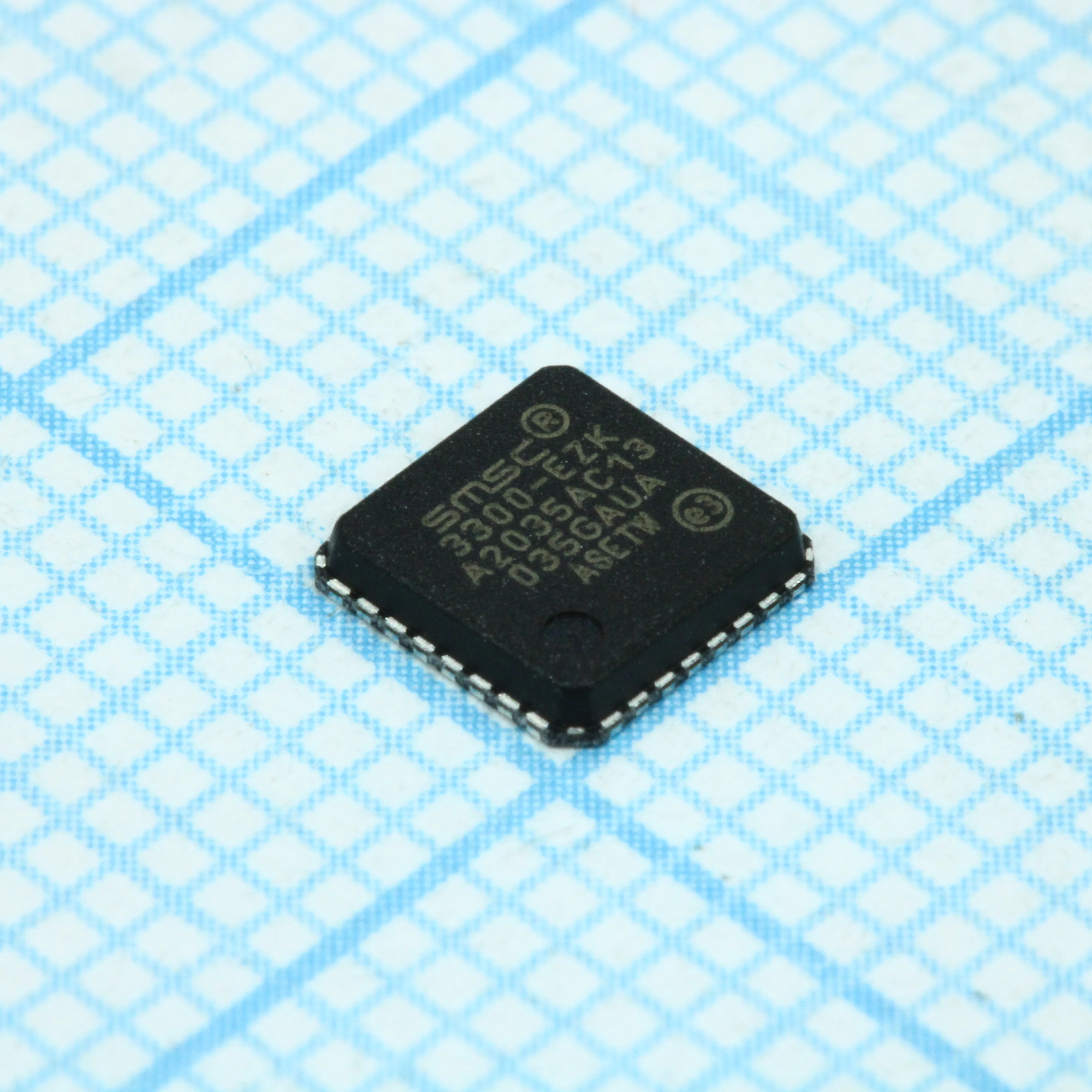 USB3300-EZK - IC USB HOST/OTG PHY ULPI 32-QFN