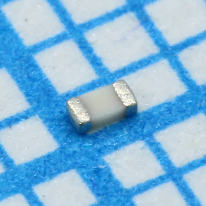 NFM15PC104R1A3D - EMI фильтр емкостной 100pF ±20% 10VDC 2A Flat Style SMD 0402 T/R