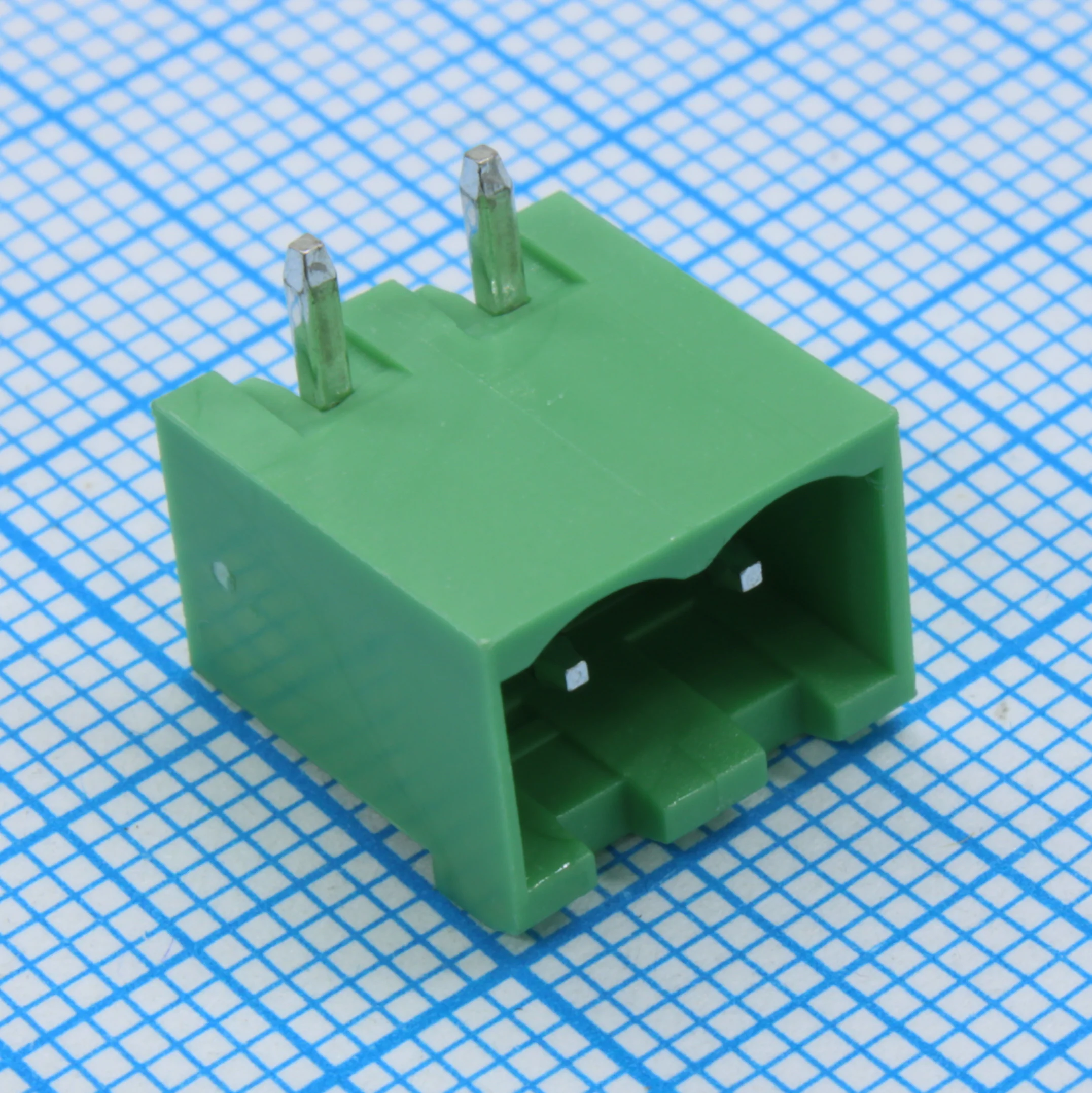 2EGTRC-5.0-02P-14-100 - Разъемный клеммный блок на плату, 2 контакта. Серия 2EGTRC-5.0