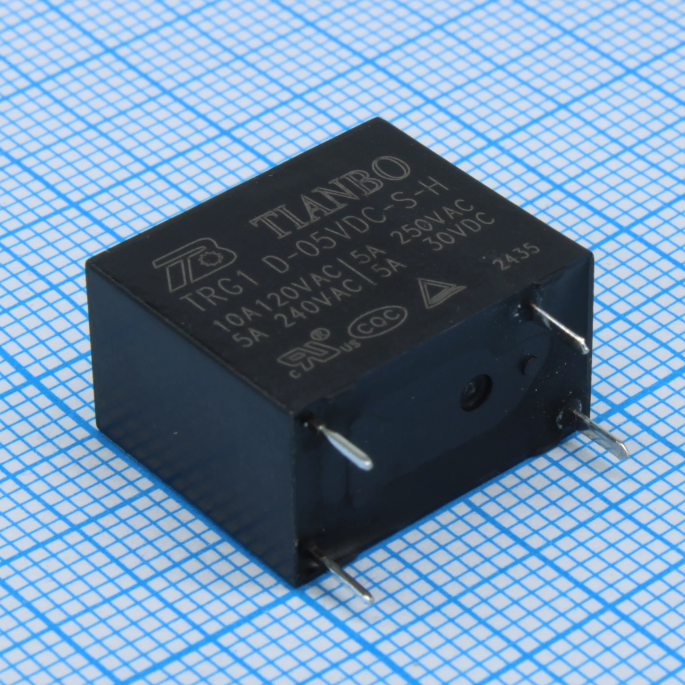 TRG1-D-5VDC-S-H - Реле сигнальное катушка 5В