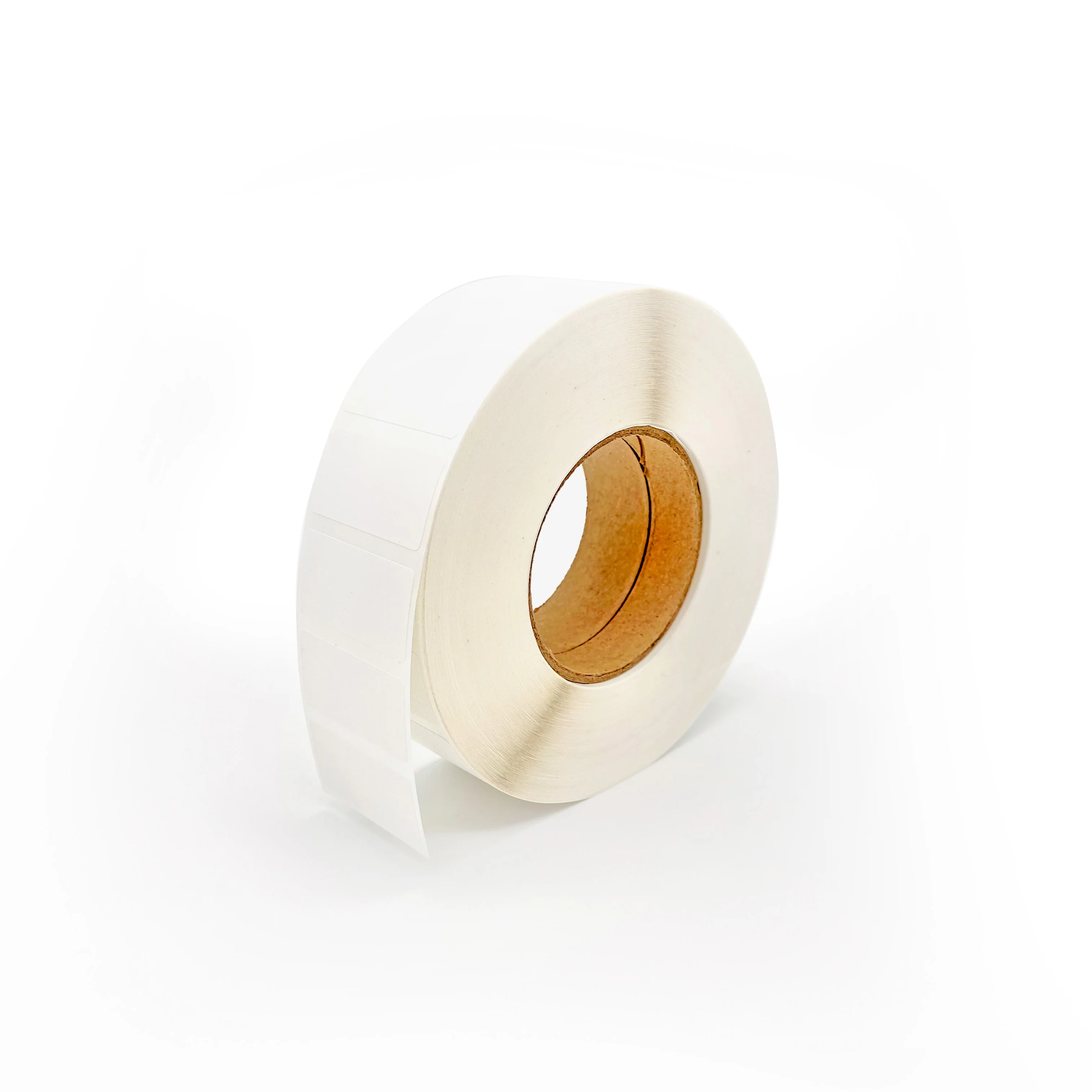 umpTPL76006 - THT-76-50x25 этикетки - контроль вскрытия ЮМП, материал - разрушаемый винил, покрытие - матовое, размер - 50х25 мм, цвет - белый, 3000 шт. в рулоне