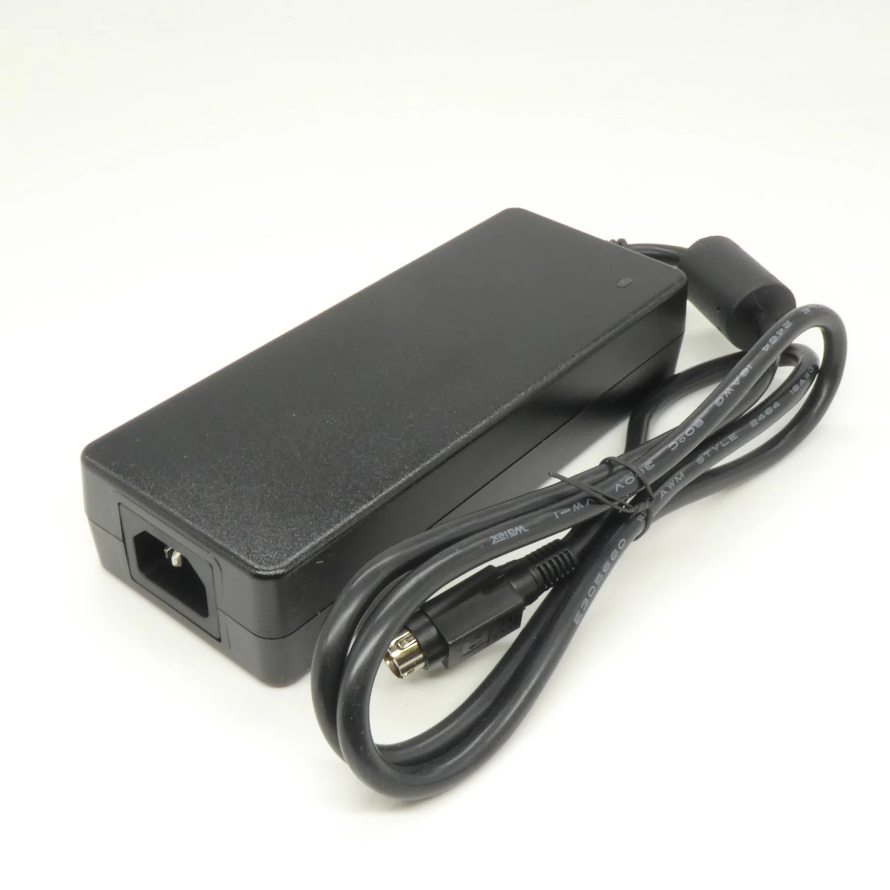 GST120A12-R7B - AC-DC, 102Вт, вход 85...264B AC 47...63 Гц, 127...370B DC, выход 12B/8.5A, изоляция 3000В AC, 167x67x35мм, -30...+70°С, сетевой разъём IEC320-C14, выходной разъем DIN-4P