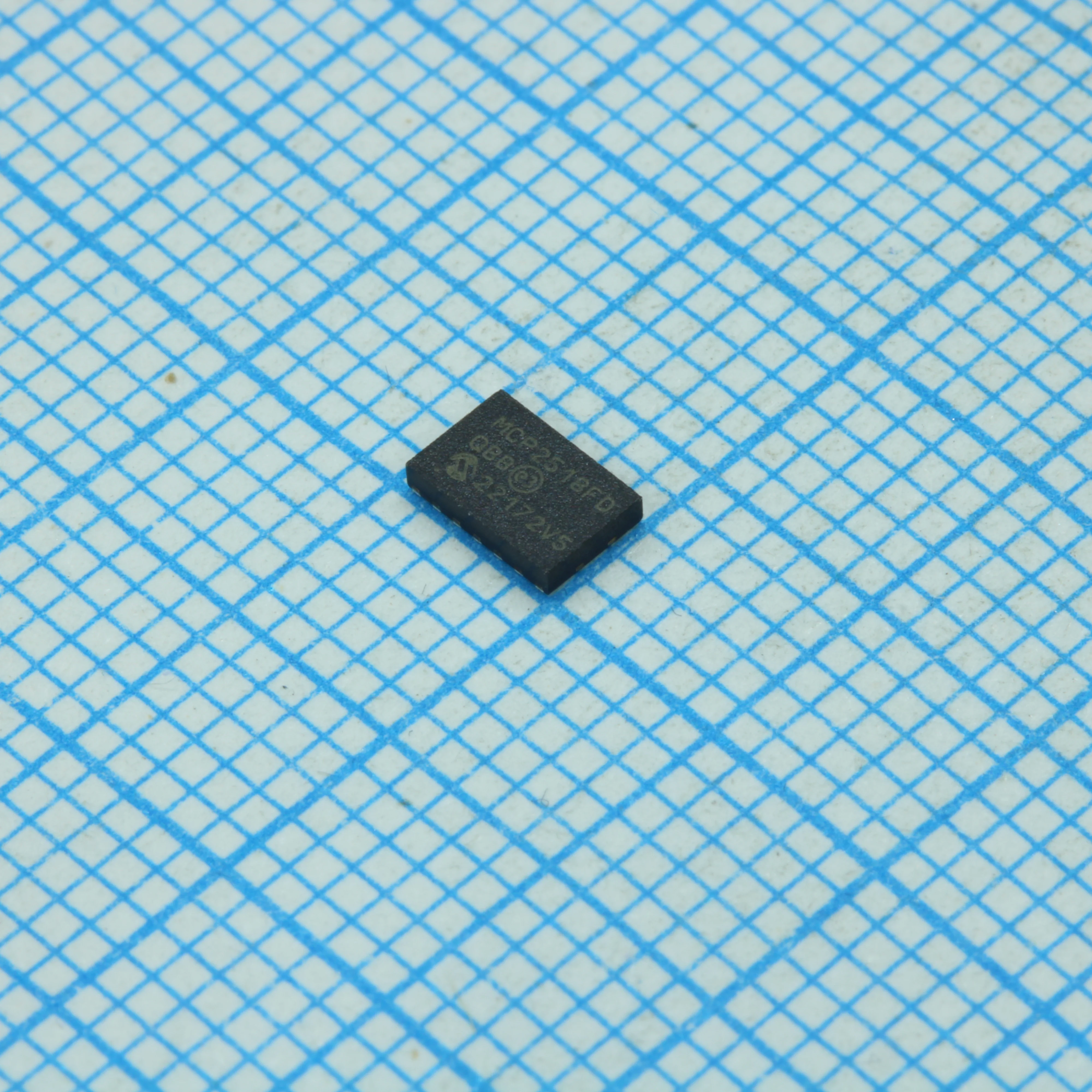 MCP2518FDT-E/QBB - Интерфейс CAN 2.0В, 1 Mbps, SPI