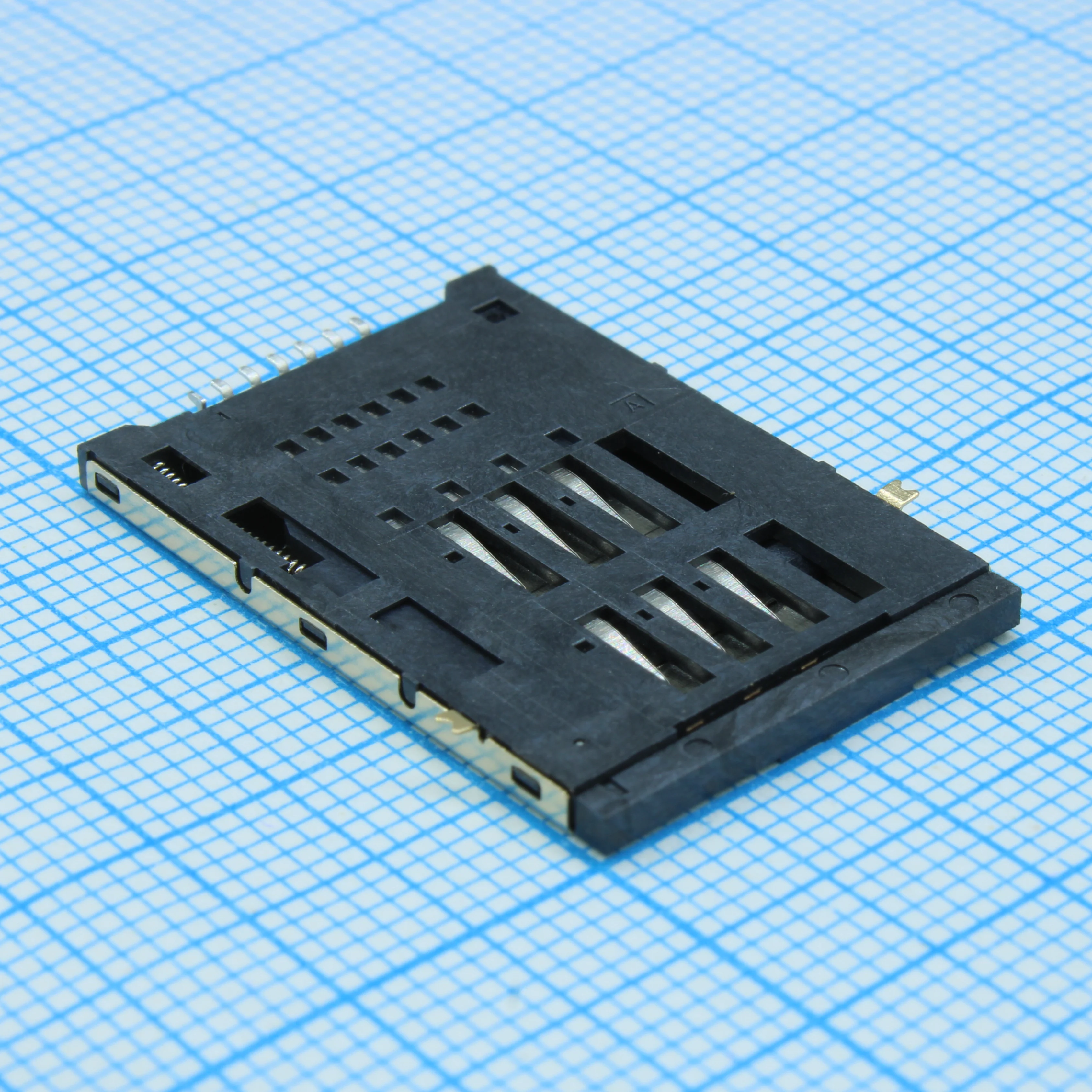 DS1138-05-06SS4BSR - Разъем мини SIM карты высота  2.0мм 6 контактов шаг 1.27мм с фиксацией