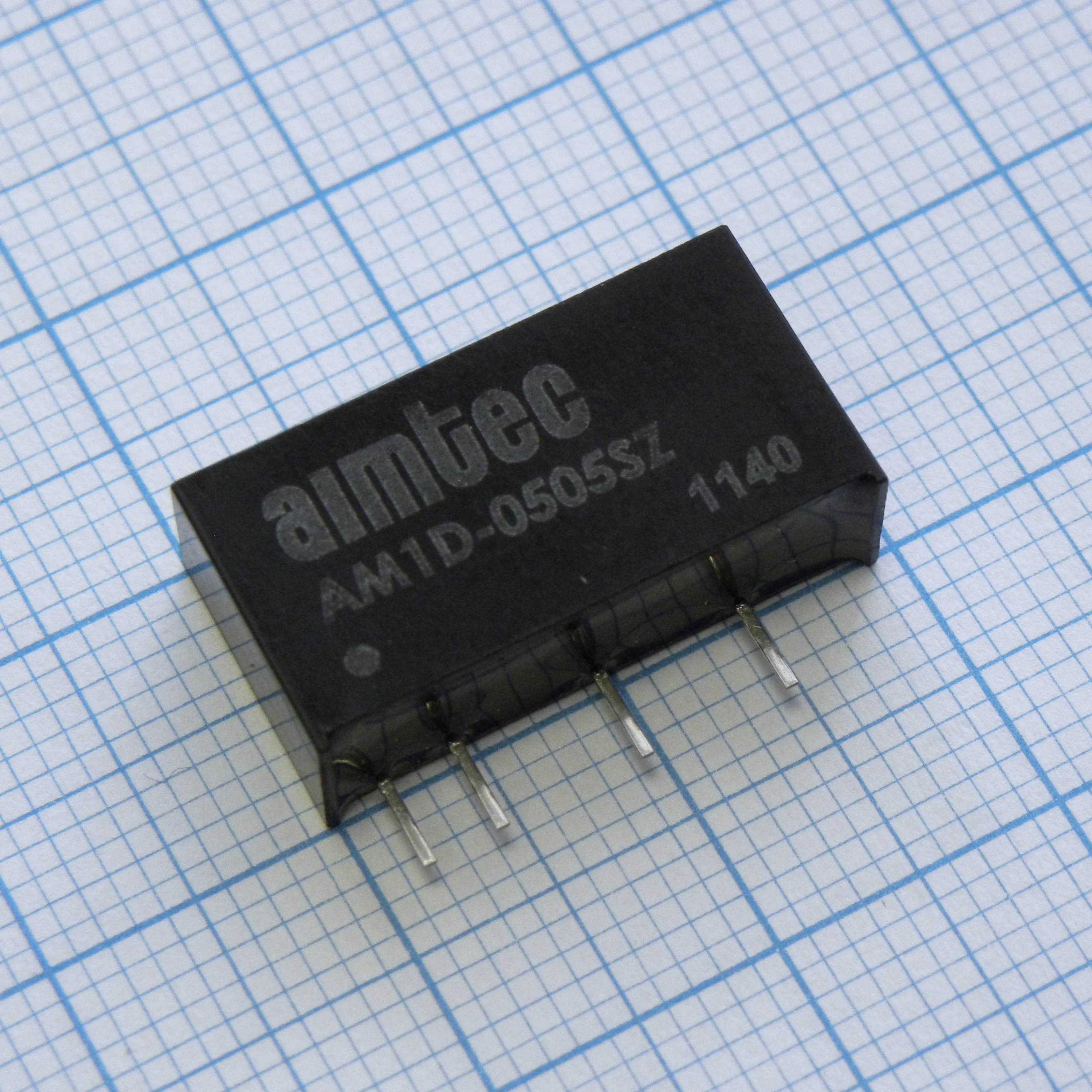 AM1D-0509SH60-NZ - DC/DC, 1Вт, вход 4.5…5.5В, выход 9В/0.11А, изоляция 6000В DC, КПД 75%,  SIP7, 19.5x9.8x12.5мм, -40…105°C, пластик