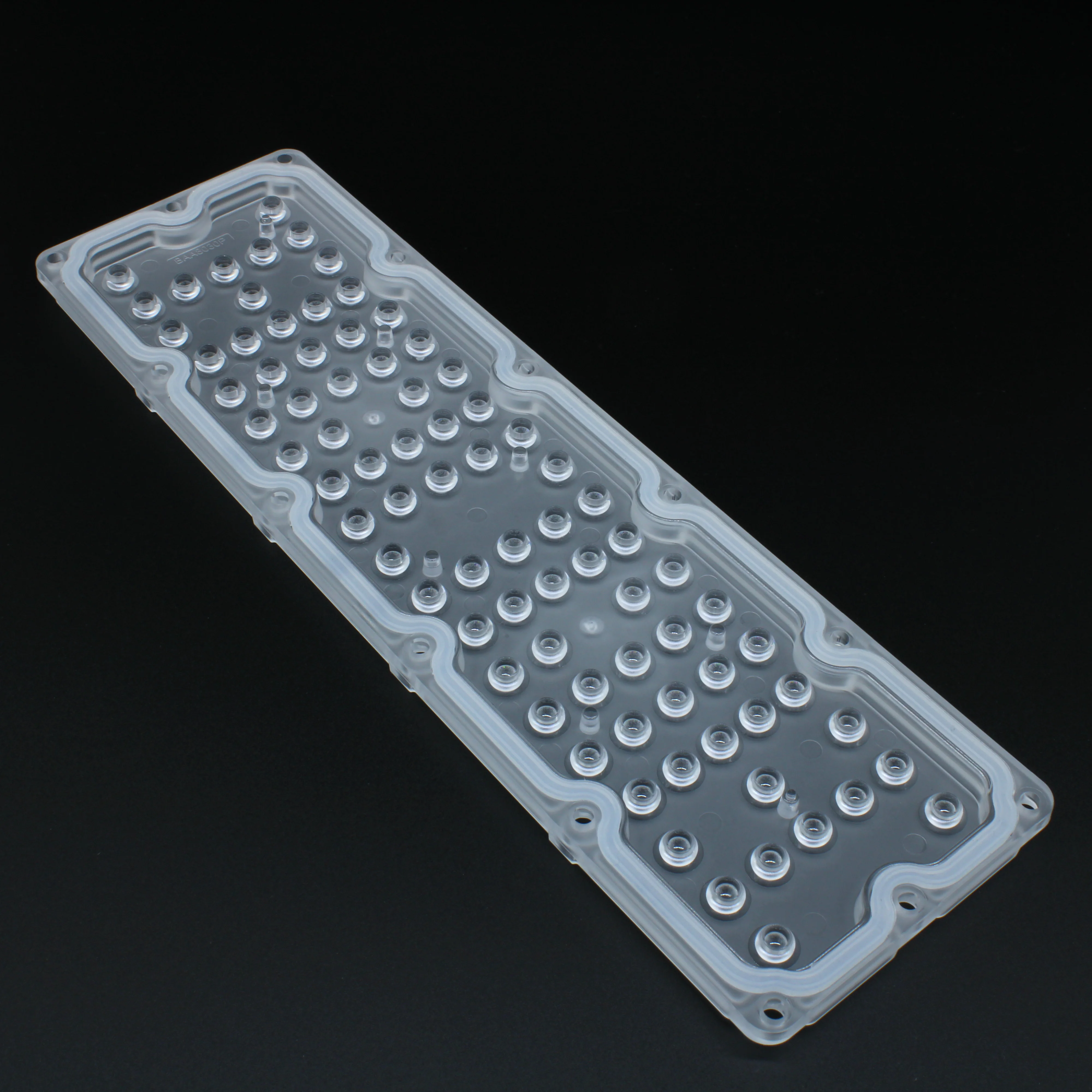 AJHB236D80LED30G - Групповая прямоугольная линза на 80 светодиода 3030/2835, эфф=90%, диаграмма 30°, 236x70mm   H:7,1mm, PC-1250Z