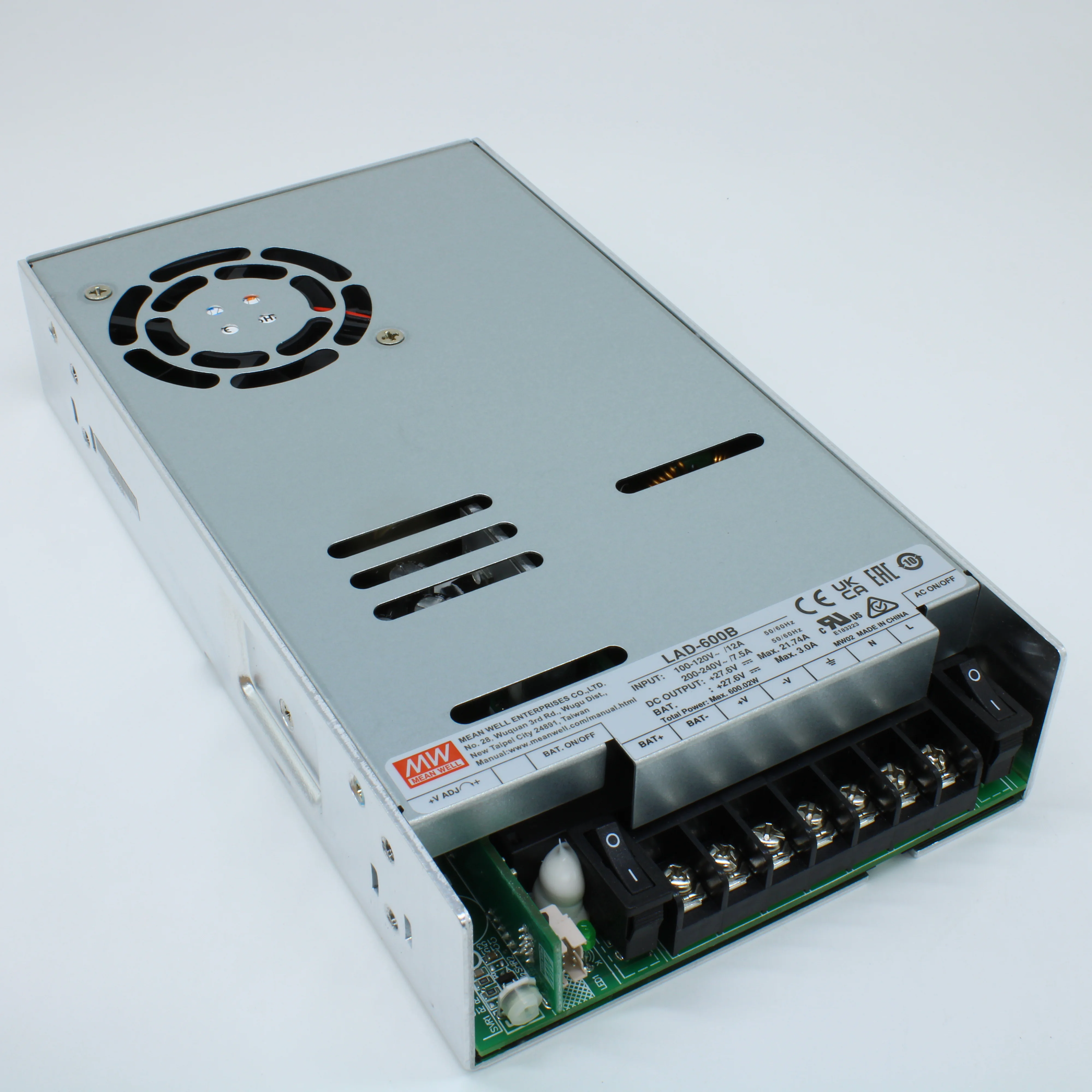 LAD-600B - AC-DC с функцией заряда АКБ, 600.02Вт, вход 90…132/180…264В AC, 47…63Гц /240…370В DC, вых1: 27.6В(21.6…29В)/18.74A, вых2: 27.6В/3A (заряд), изоляция 3000В AC, в кожухе 225х124х41мм, -20…+60°С, состояние по TTL