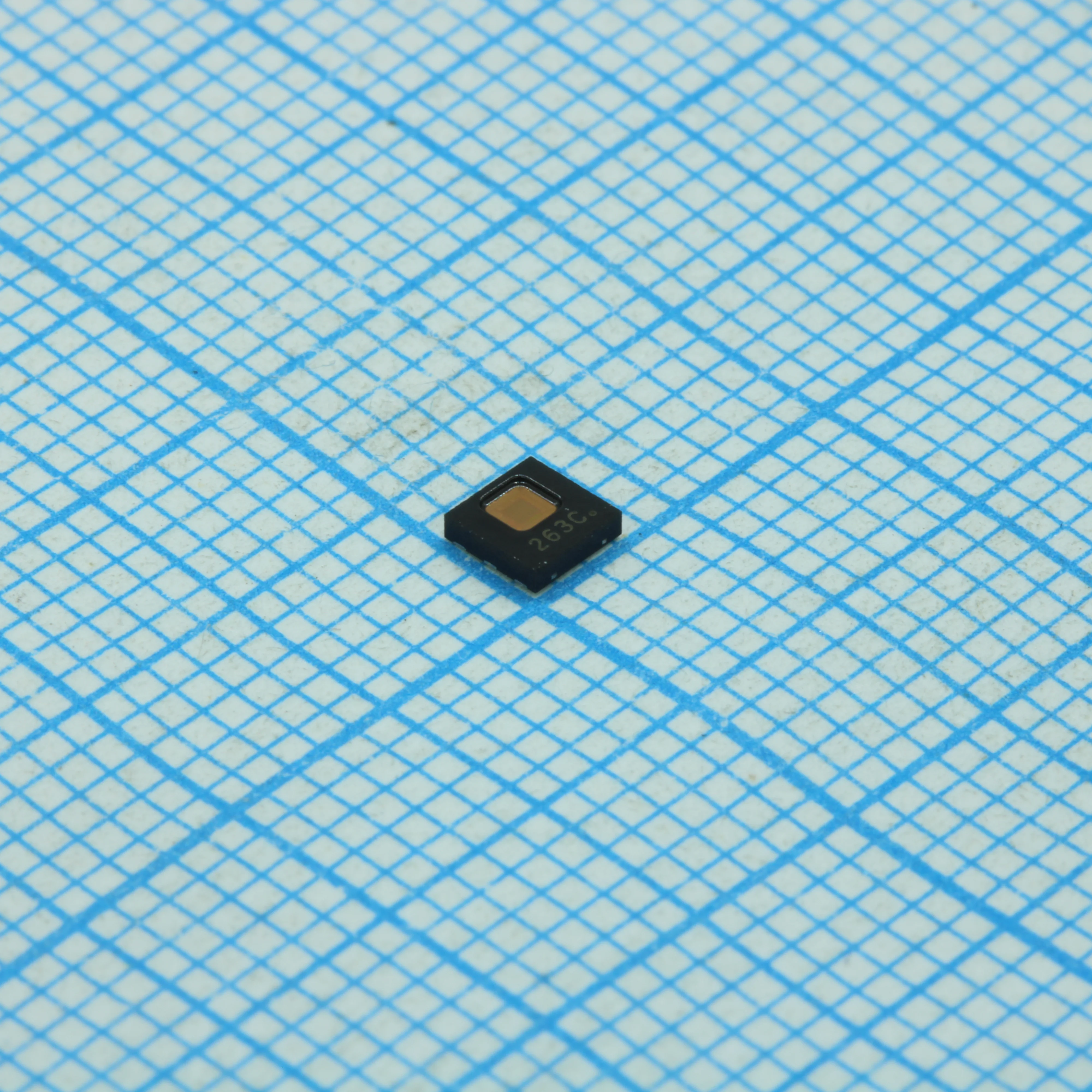 HDC2080DMBT - Датчик влажности и температуры двухпроводный шина I2C 6-Pin WSON EP лента на катушке