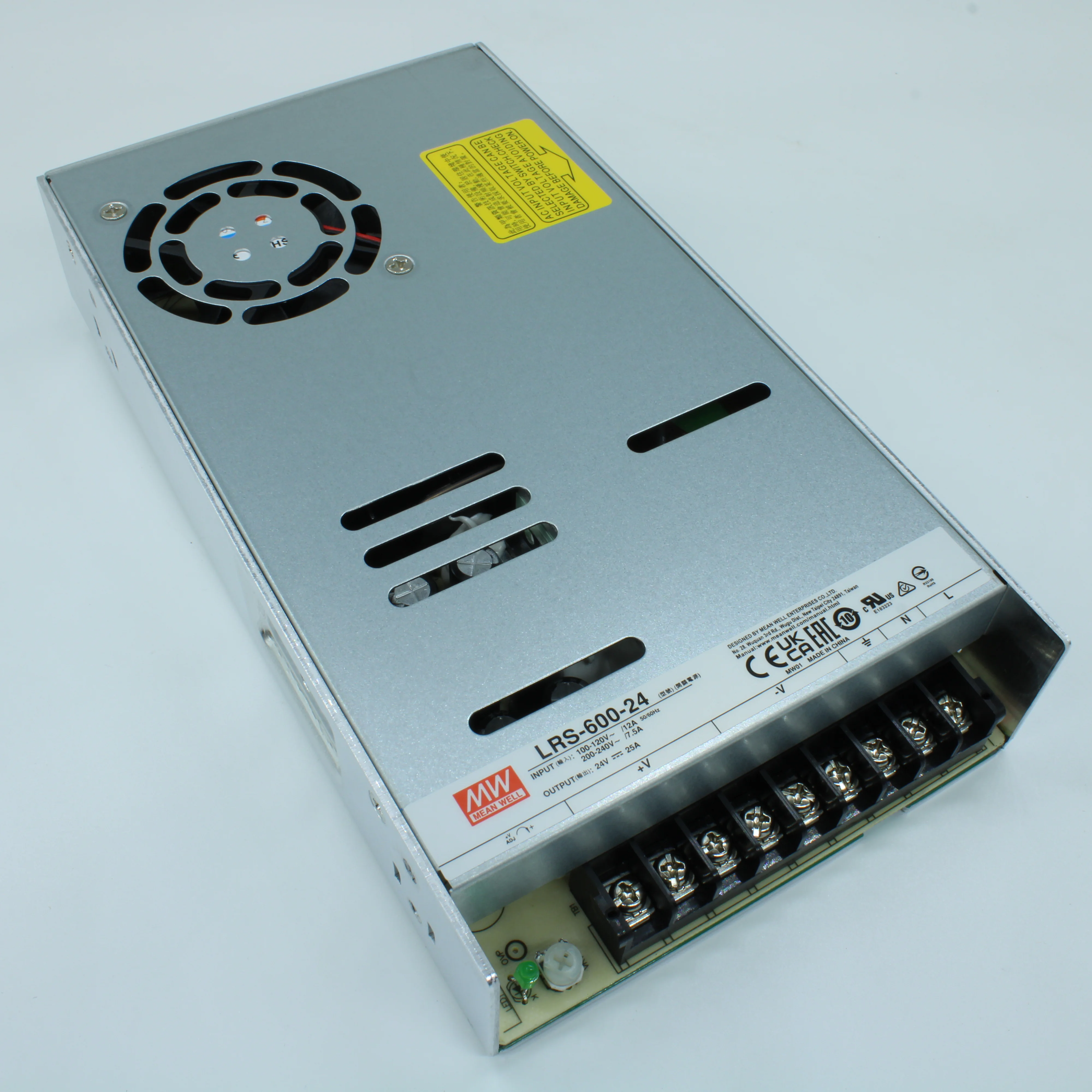 LRS-600-24 - AC-DC, 600Вт, вход 90…264В AC (переключатель), 47…63Гц, выход 24В/25A, рег.вых=22.8…26.4В, изоляция 3000В AC, в кожухе 225х124х41мм, -20…+65°С