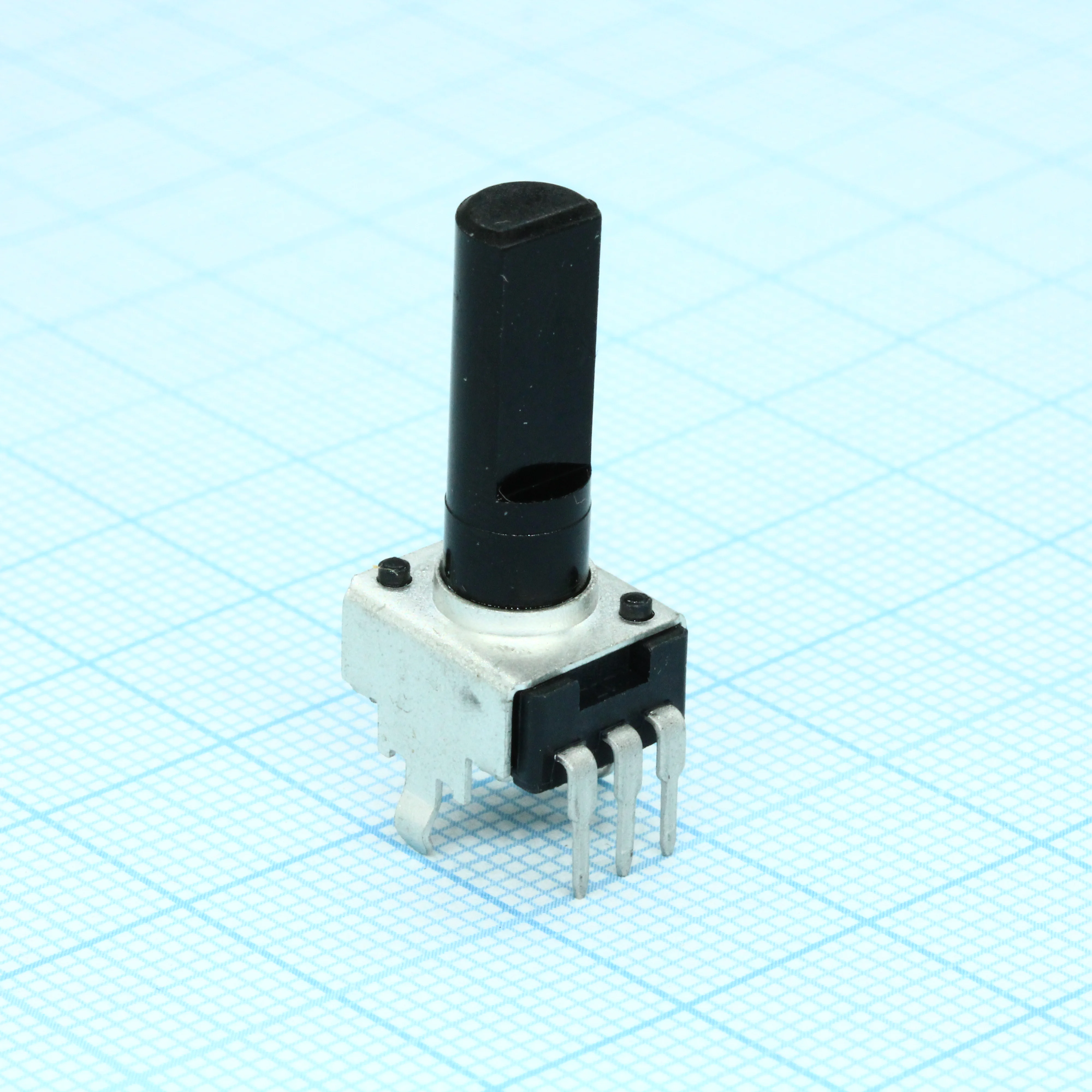 PTV09A-4225F-A503 - Перем. резистор 50K, 1/20W, лин. хар-ка, пластмассовый вал со шлицом 25мм, ф6мм, вертикальные выводы