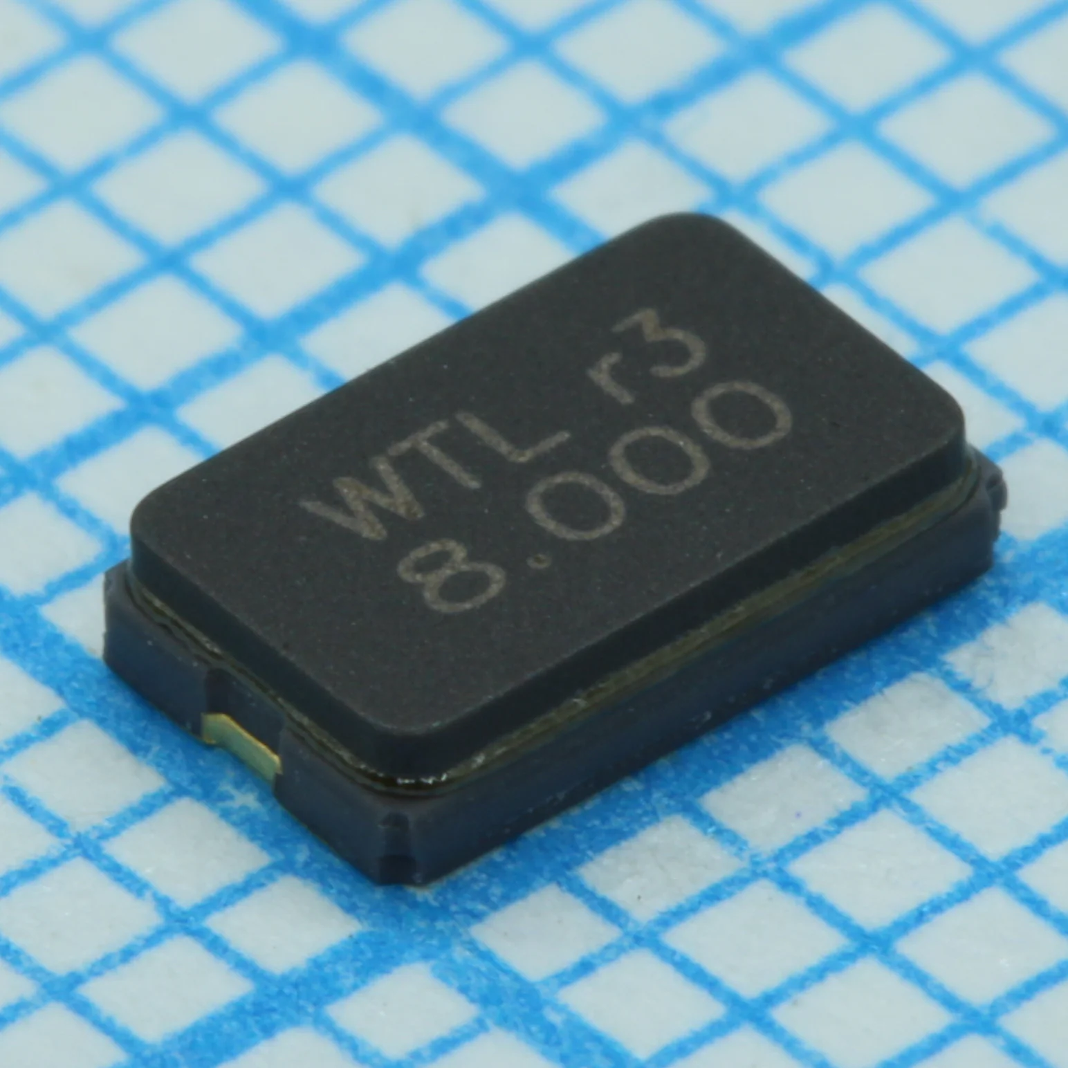 WTL5G85595FO - Резонатор кварцевый, 8000kHz 20ppm 18 pF